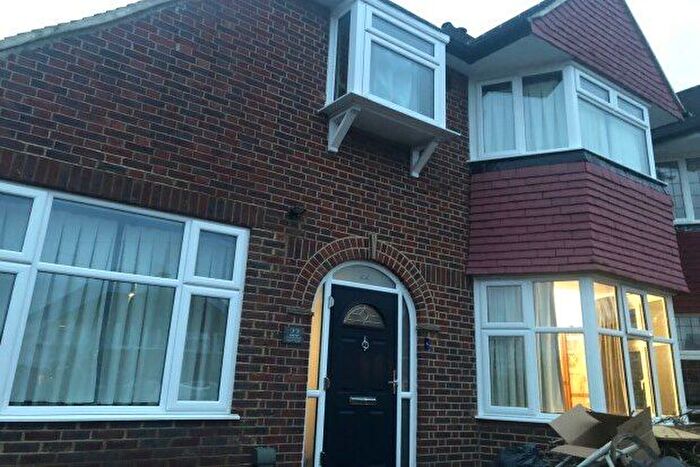 3 Bedroom Semi-Detached House To Rent In Carlisle Road, Sutton, SM1