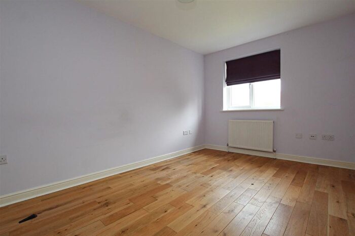 4 Bedroom Detached House To Rent In Seaford Road, London, N15
