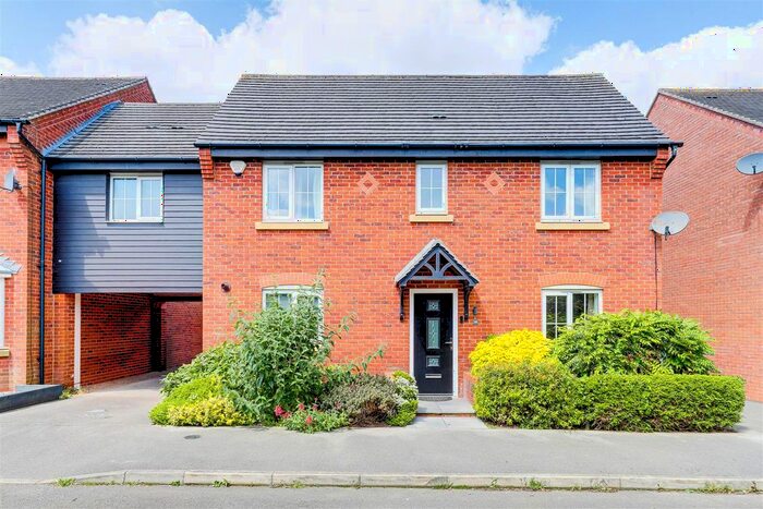 5 Bedroom Detached House To Rent In Goddard Court, Mapperley Plains, Nottingham, NG3