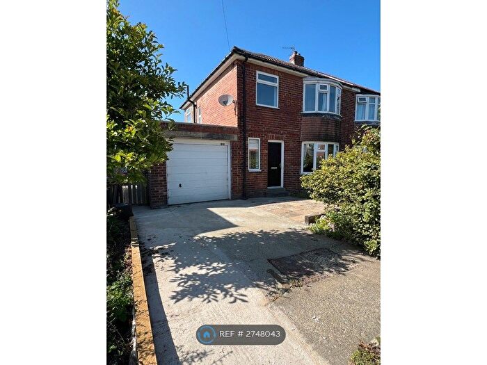 3 Bedroom Semi Detached House To Rent In Cloverdale Gardens, Newcastle Upon Tyne, NE7