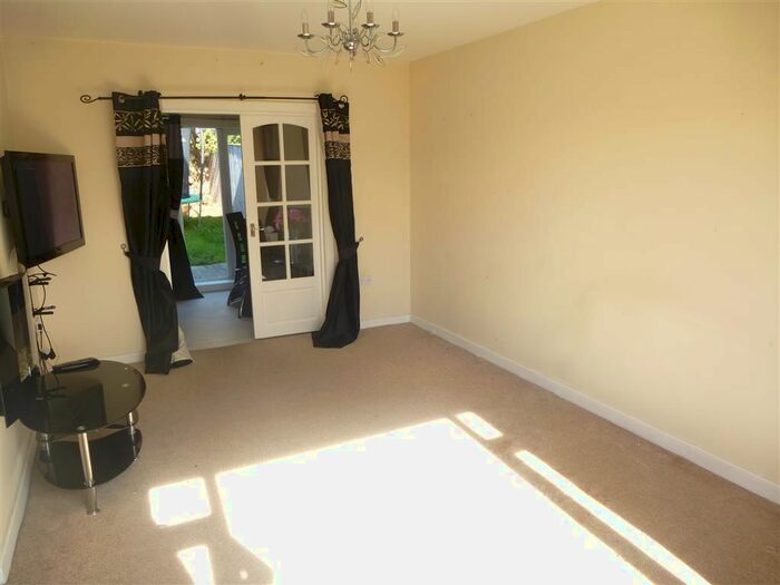 3 Bedroom SemiDetached House To Rent In Greyfriars Avenue, Bradley