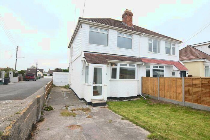 3 Bedroom Semi-Detached House To Rent In Beach Road, Kewstoke, BS22