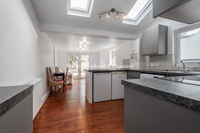 4 Bedroom Detached House To Rent In Kenlor Road, London, SW17