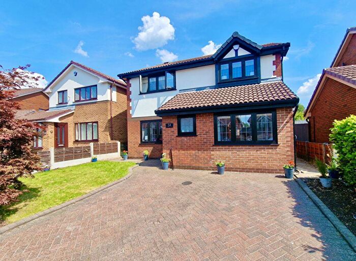 5 Bedroom Detached House For Sale In Pine Street, Woodley, SK6
