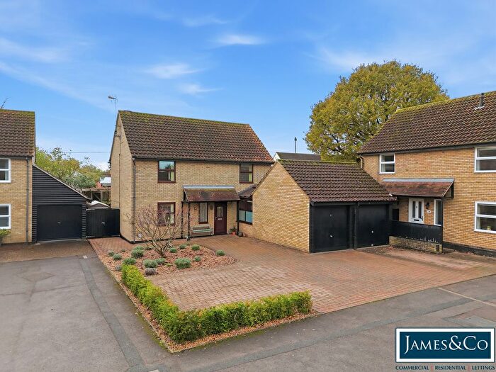 4 Bedroom Detached House For Sale In Standrums, Dunmow, CM6