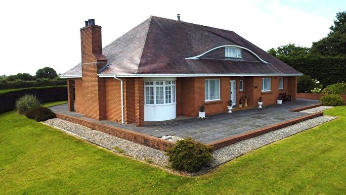4 Bedroom Bungalow For Sale In Hermon, Cynwyl Elfed, Carmarthen, SA33