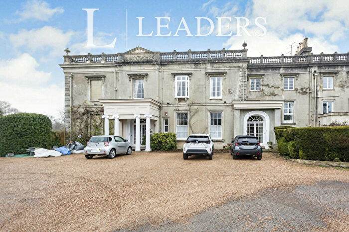 2 Bedroom Apartment To Rent In Holbrook Park, Horsham, RH12