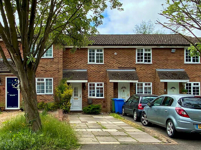 2 Bedroom House To Rent In Rother Close, Sandhurst, GU47