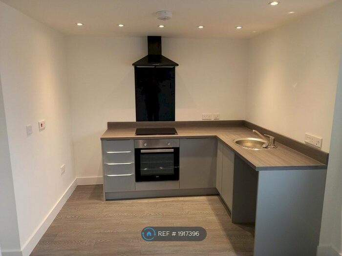 1 Bedroom Flat To Rent In St. James Street, Weston-Super-Mare, BS23