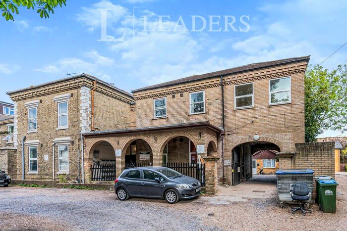 2 Bedroom Flat To Rent In Portswood Park, Portswood Road, Southampton, SO17