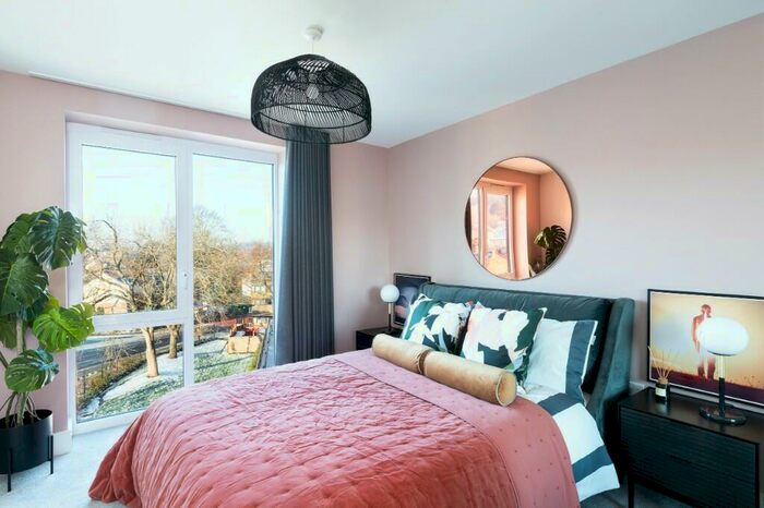 2 Bedroom Apartment To Rent In Kooky High Wycombe, Desborough Road, High Wycombe, Buckinghamshire, HP11