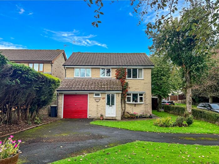 4 Bedroom Detached House For Sale In White Knowle Park, Buxton, SK17