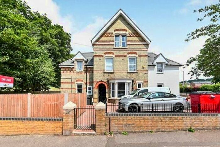 2 Bedroom Flat To Rent In Havelock Road, Luton, LU2