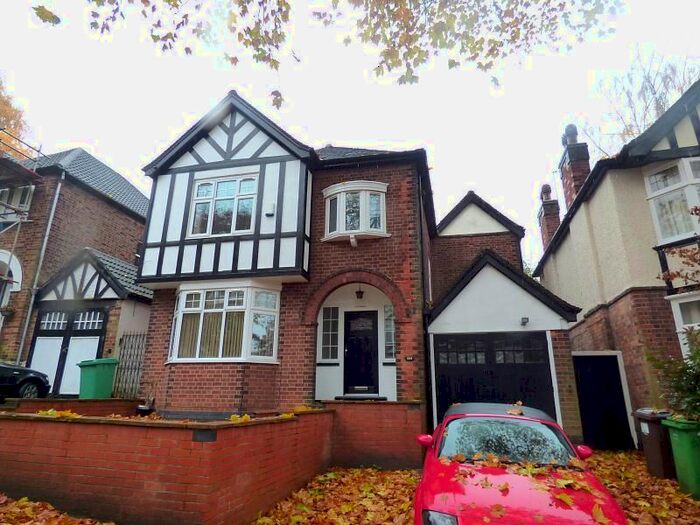 4 Bedroom Semi-Detached House To Rent In Tavistock Drive, Nottingham, NG3