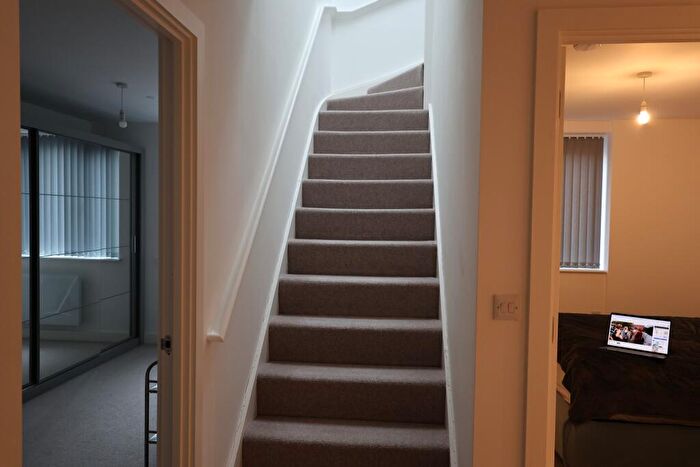 2 Bedroom Flat For Sale In Carver St, Birmingham, B1