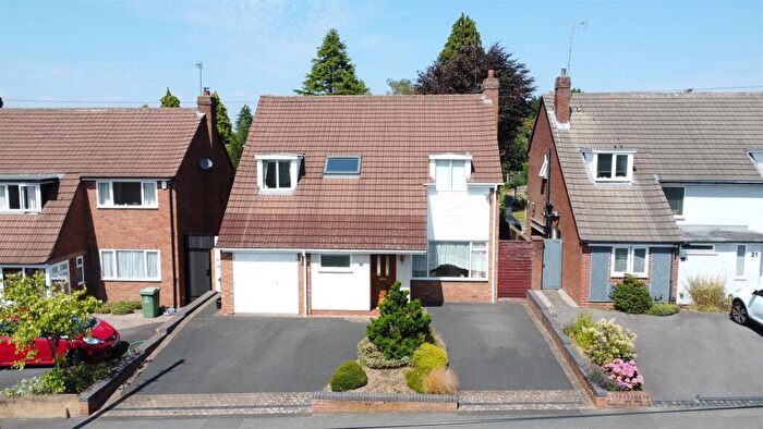 4 Bedroom Detached House For Sale In Swindell Road, Stourbridge, DY9