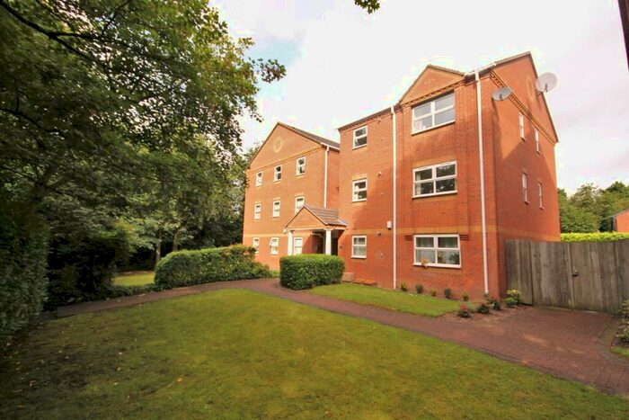 2 Bedroom Apartment To Rent In Hamilton Court, St. Nicholas Street, Coventry, CV1