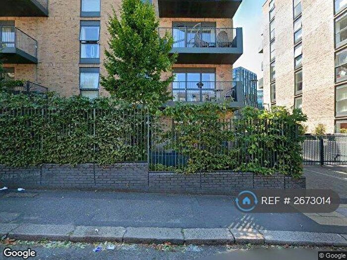 2 Bedroom Flat To Rent In Lyon Road, Harrow, HA1