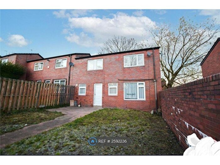 2 Bedroom End Of Terrace House To Rent In Leeds, Leeds, LS12
