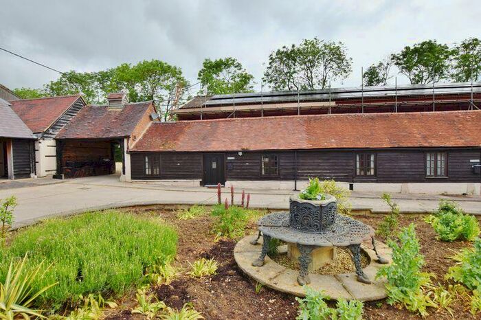 1 Bedroom Barn Conversion To Rent In Waterperry, Oxford, OX33
