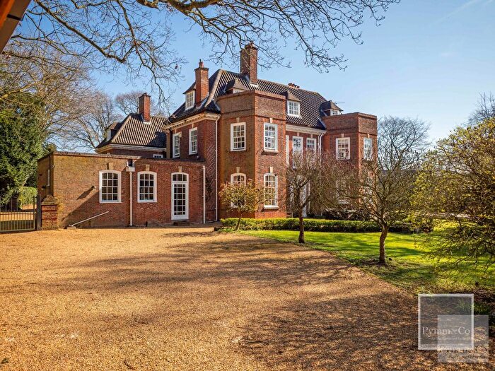 5 Bedroom Detached House For Sale In Wroxham Road, Sprowston, NR7