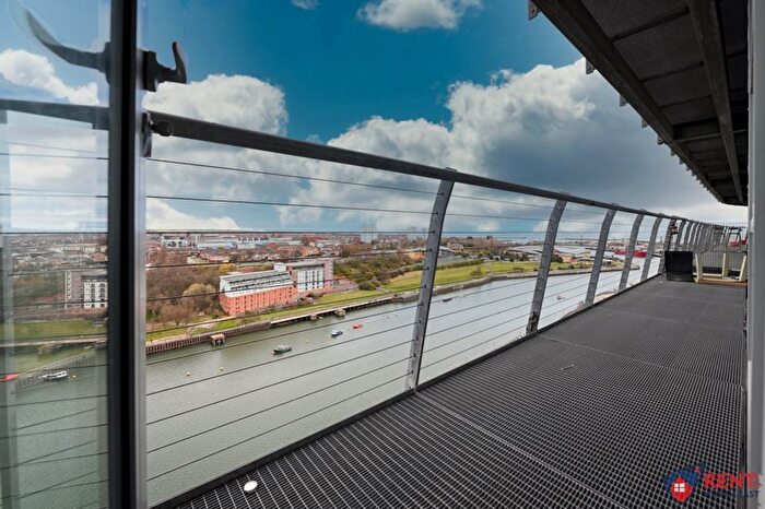 2 Bedroom Flat To Rent In West Wear Street, Sunderland, SR1