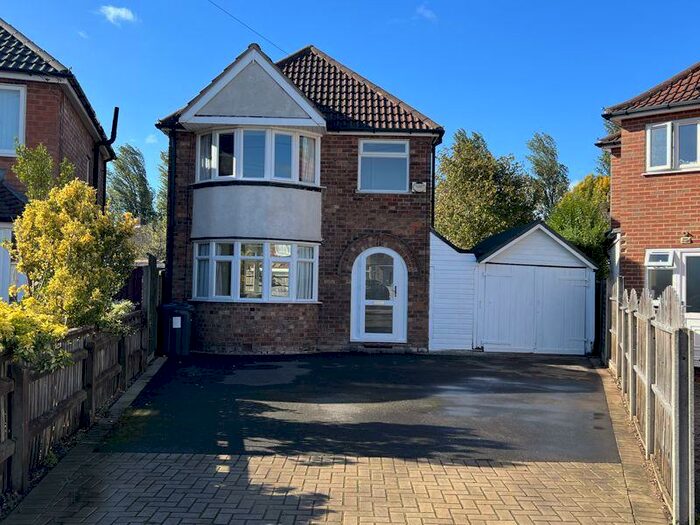 3 Bedroom Detached House To Rent In Copnor Grove, Birmingham, B26