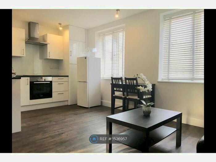 1 Bedroom Flat To Rent In Stroud Green Road, London, N4