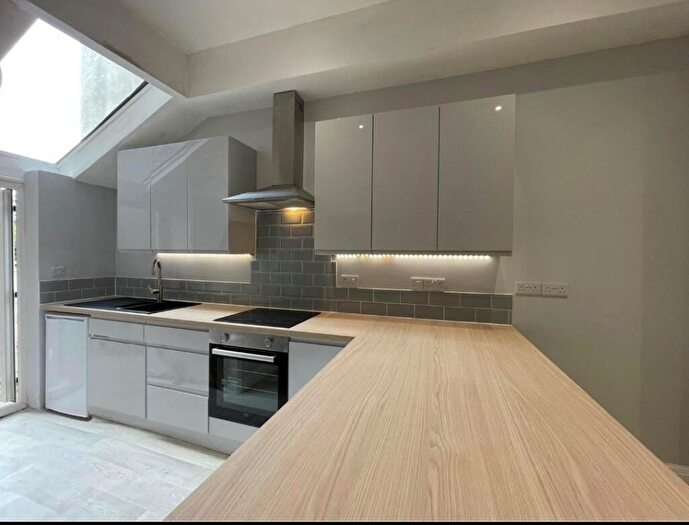 4 Bedroom Flat To Rent In Luccombe Hill, Redland, Bristol, BS6