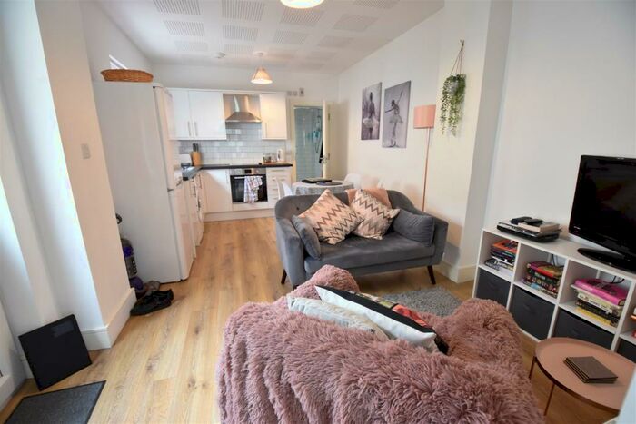 1 Bedroom Flat To Rent In Lion Road, Bexleyheath, DA6