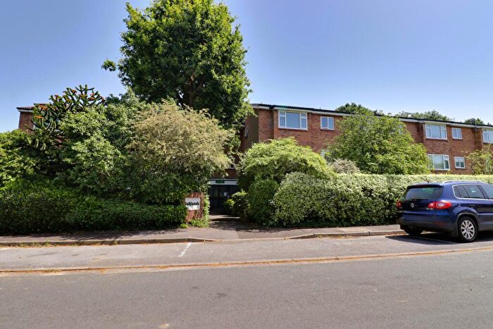 1 Bedroom Retirement Property For Sale In Holly Drive, Waterlooville, PO7