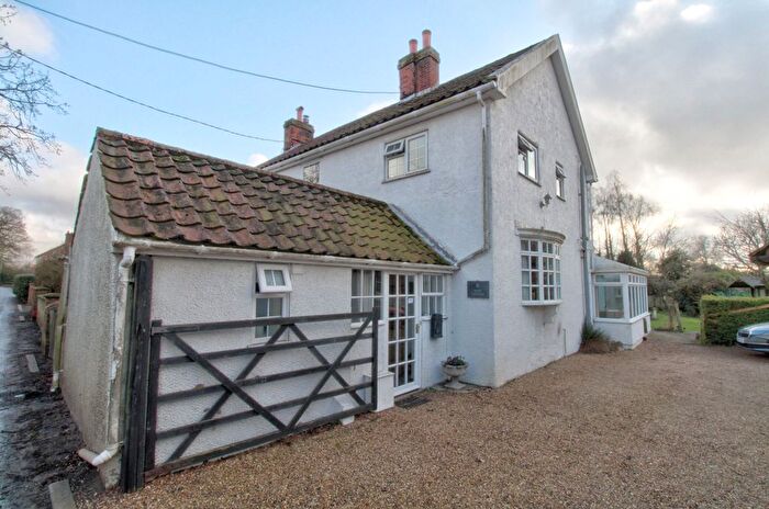 3 Bedroom Semi Detached House For Sale In Lower Road, Westerfield, IP6