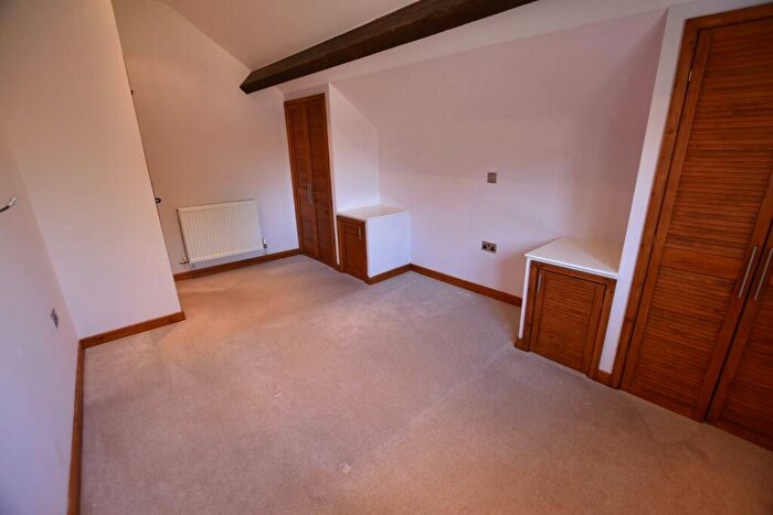 2 Bedroom Barn Conversion To Rent In Talwrn Road, Coedpoeth, LL11