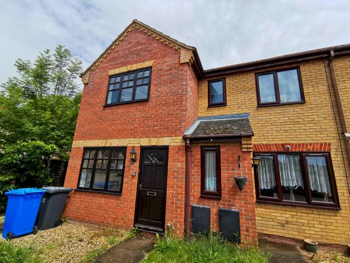 2 Bedroom End Of Terrace House To Rent In Holly Close, Worlingham, Beccles, NR34