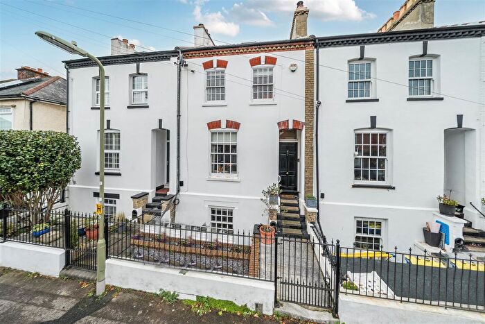 5 Bedroom Terraced House For Sale In Molesworth Road, Gosport, PO12