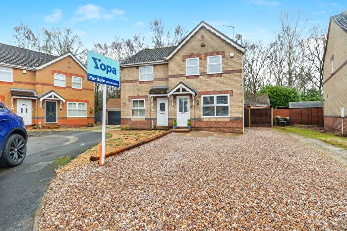 3 Bedroom Semi Detached House For Sale In Ash Close, Lincoln, LN6