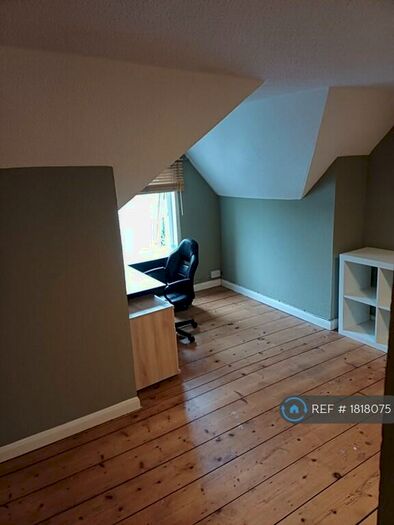 3 Bedroom Semi-Detached House To Rent In Loose Road, Maidstone, ME15