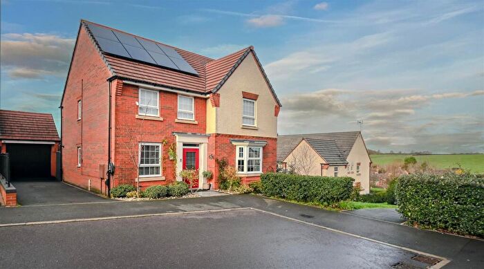 4 Bedroom Detached House For Sale In Rook Drive, Burton On Trent, DE13