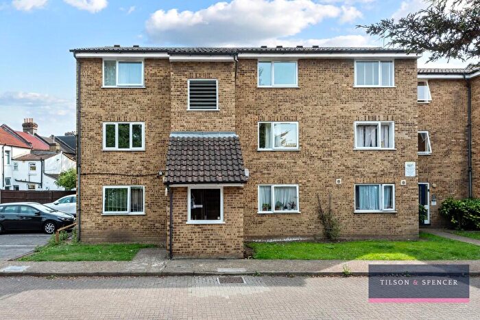 1 Bedroom Apartment To Rent In Willoughby Mews, Tottenham, N17