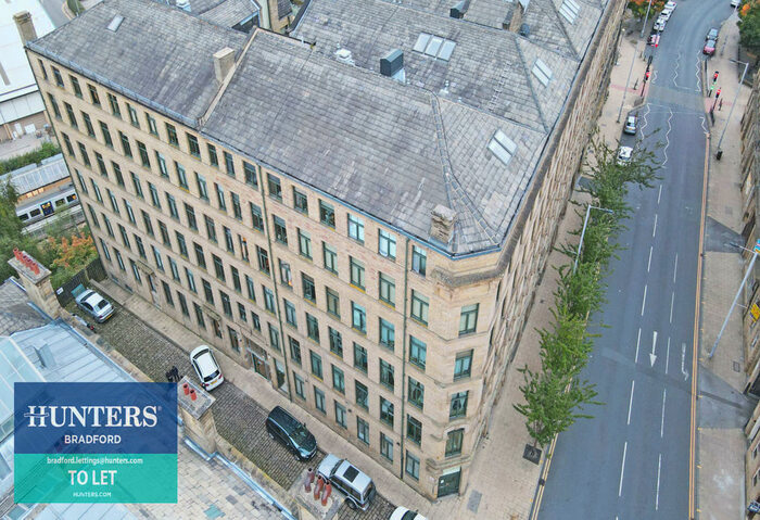 1 Bedroom Apartment To Rent In Apartment, Broadgate House, Bradford, West Yorkshire, BD1