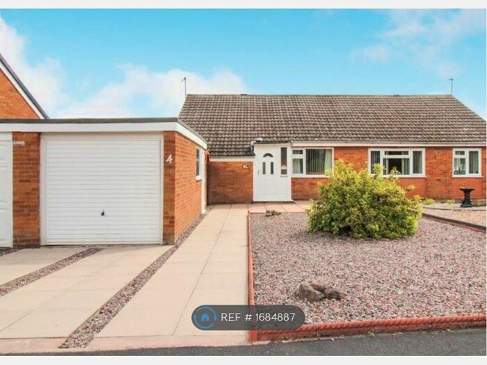 2 Bedroom Bungalow To Rent In Larchwood, Countesthorpe, Leicester, LE8
