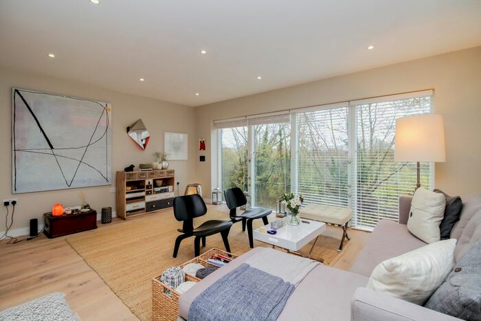 5 Bedroom Semi-Detached House To Rent In Water Eaton Road, Oxford, OX2