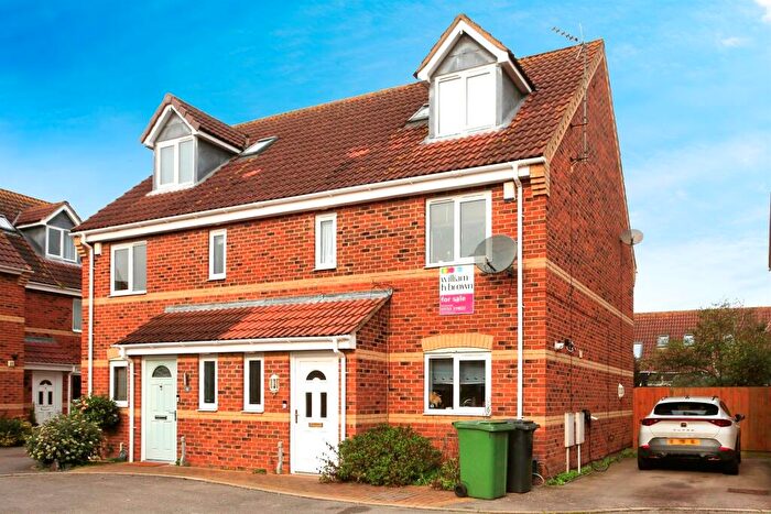 4 Bedroom Semi-Detached House For Sale In Wroxton Court, Eye, Peterborough, PE6