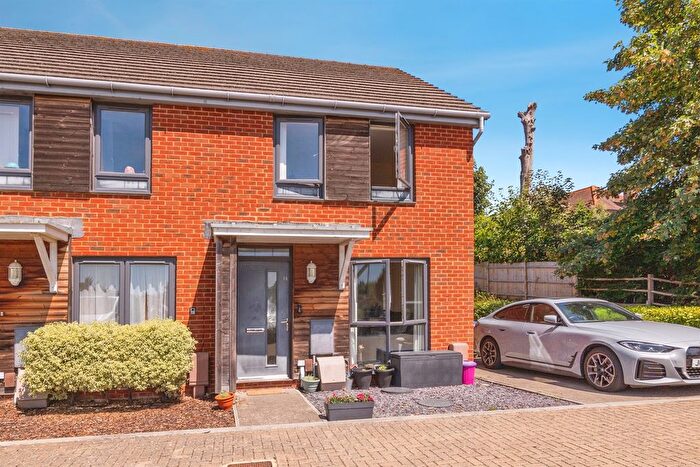 2 Bedroom End Terrace House For Sale In Portsea View, Bedhampton, Havant, PO9