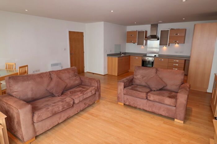 2 Bedroom Flat To Rent In Hall Street, Birmingham, B18