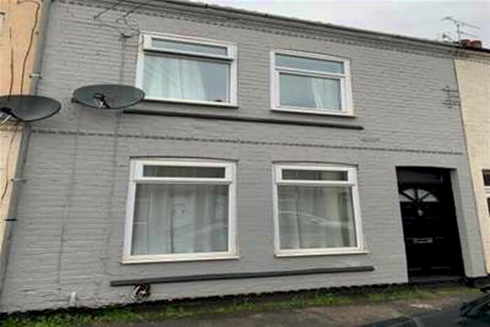 3 Bedroom Terraced House To Rent In Kingsley Road, Ellesmere Port, CH65