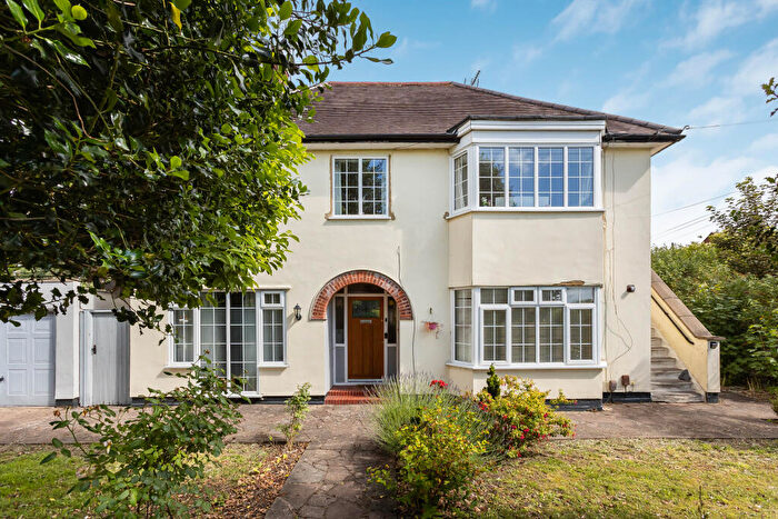 3 Bedroom Maisonette For Sale In Cranborne Road, Hatfield, Hatfield, AL10