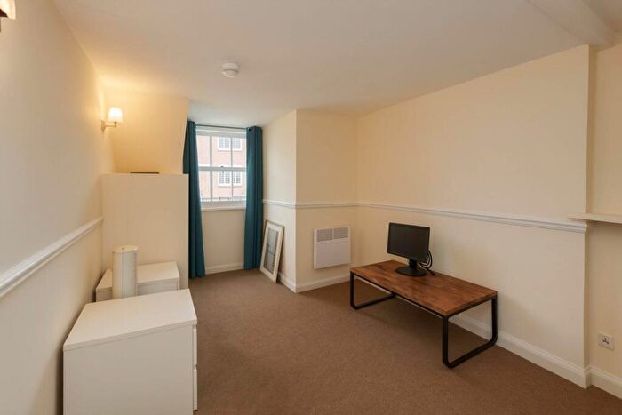 1 Bedroom Flat To Rent In Tacket Street, Ipswich, IP4