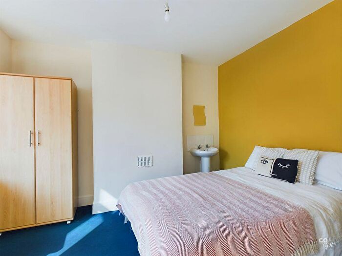 1 Bedroom Terraced House To Rent In Stanmer Villas, Brighton, BN1