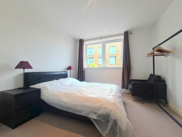 2 Bedroom Flat To Rent In Maltby House, Tudway Road, London, SE3